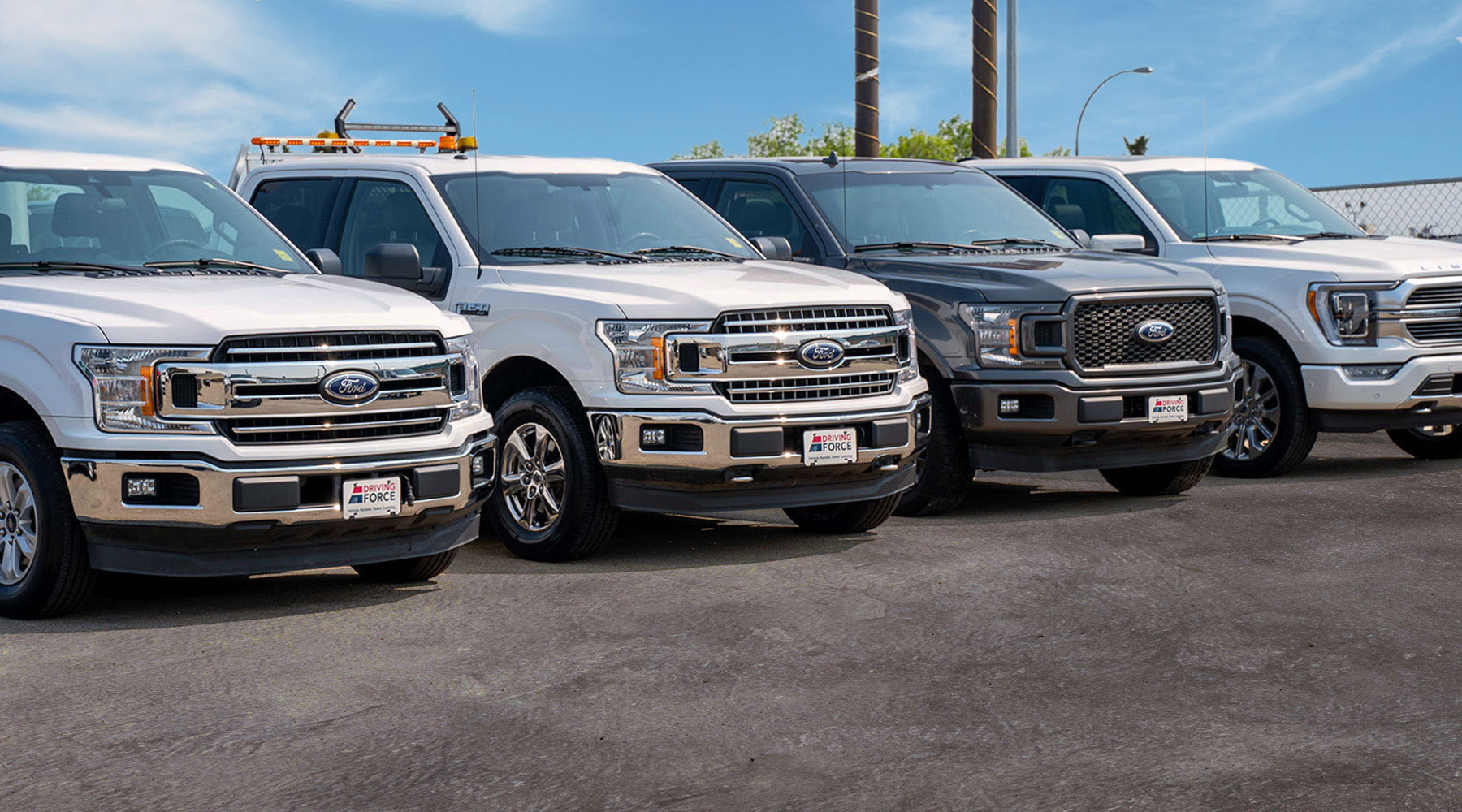 rent a car with driver in dubai